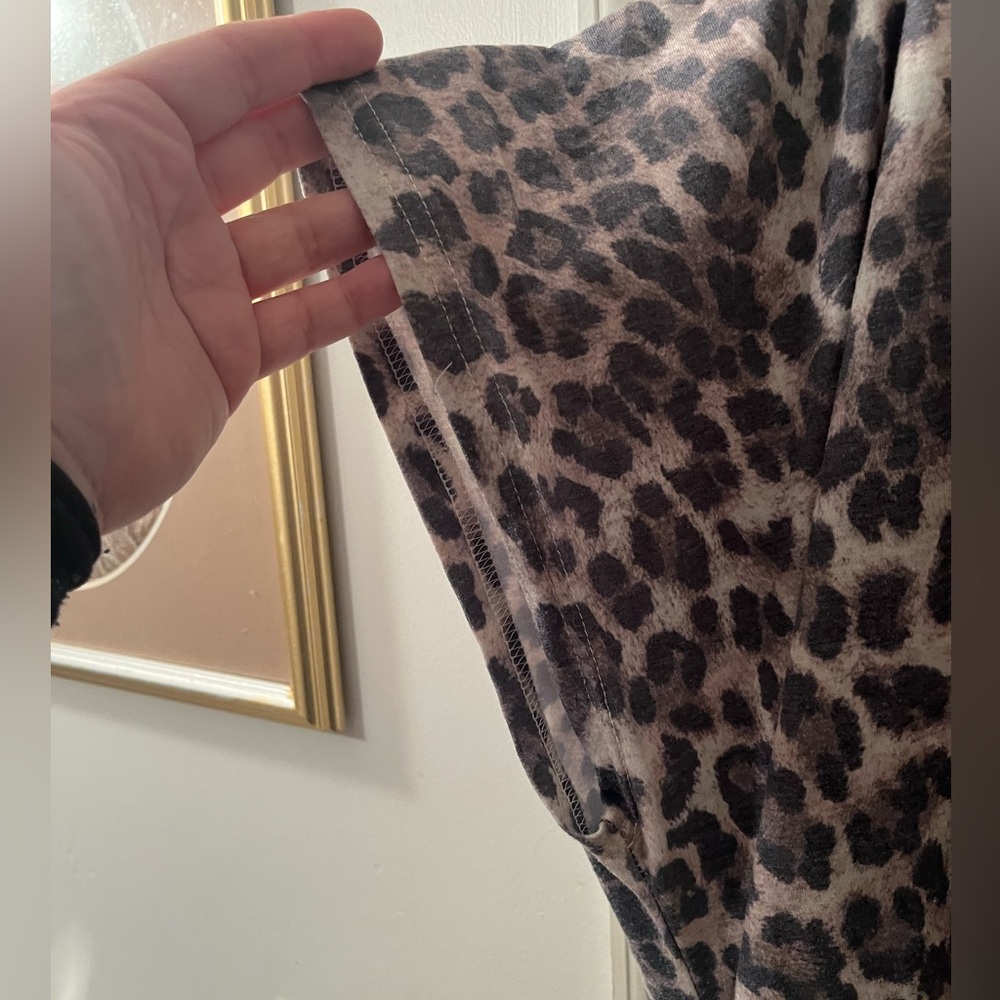 5X Glitzy Girlz Cozy Chic Leopard Print Cardigan - Picture 3 of 6